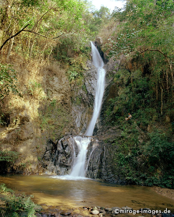 Waterfall
Pai
Schlüsselwörter: Wasserfall, Wasser, fliessen, Ruhe, Natur, Stein, Meditation, Entspannung, entspannen, Wildnis, unberührt, frisch, klar, natürlich, Harmonie, authentisch, Felsen, Reinheit, Sauberkeit, Leben, zerbrechlich, empfindlich, romantisch, idyllisch, kühl,