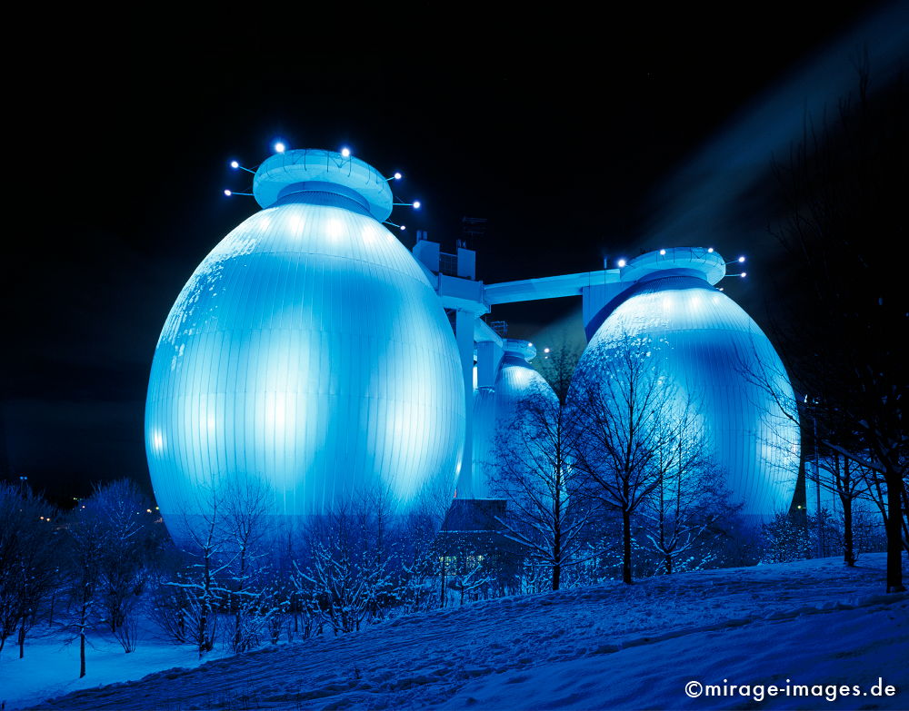 Fauleier
Bottrop
Schlüsselwörter: Winter, Eis, Schnee, K�lte, kalt, Skulptur, blau, Frost,