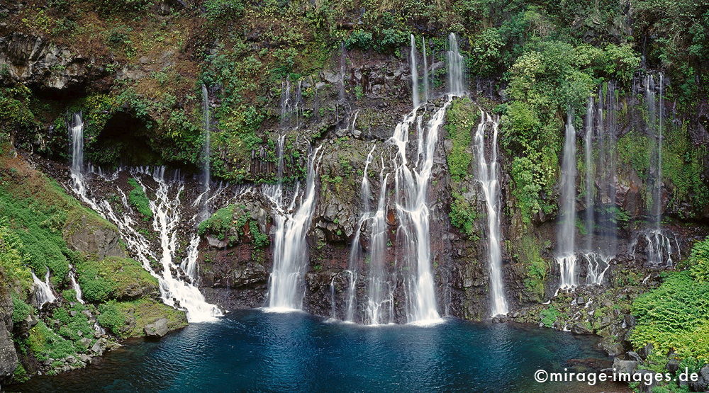 Cascade de Grand Galet
Rivière Langevin
Schlüsselwörter: Wasserfall, Kaskade, türkis, Wasser, fliessen, romantisch, idyllisch, malerisch, Ruhe, Natur, Stein, Meditation, Kontemplation, betrachten, Betrachtung, Entspannung, entspannen, Wildnis, unberührt, frisch, klar, Bewegung, bewegen, natürlich, Harmonie, 