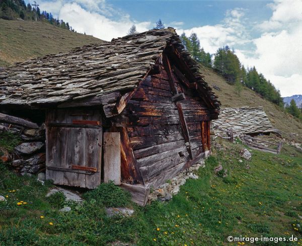Accommodation
Val d'Hérémence
Schlüsselwörter: Europa, Schweiz, Alpen, Hochland, wandern, Wanderung, Hochgebirge, alpin, Dorf, Haus, Gebäude, Architektur, Stall, Ställe, Hütten, Dach, Dächer, Granitschiefer, Schiefer, Berge, Unterkunft, Ansammlung, Stein, Schuppen, Verschlag, Unterschlupf, grob, 