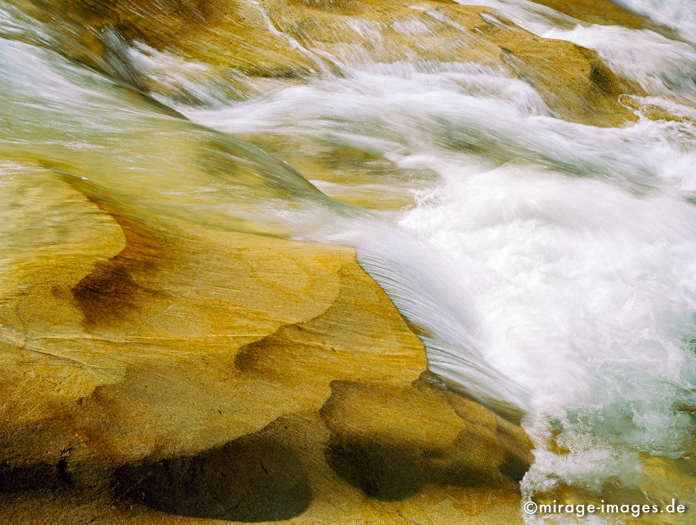 Stream
British Columbia
Schlüsselwörter: Fluss, Wasser, gelb, fliessen, Ruhe, Stille, Stein, Meditation, Kunst, Entspannung, entspannen, relax, rauschen, Meditation, Wildnis, unberührt, frisch, klar, Bewegung, bewegen, natürlich, Felsen, Gletscher, Schmelzwasser, Harmonie, Felsen, rauschen