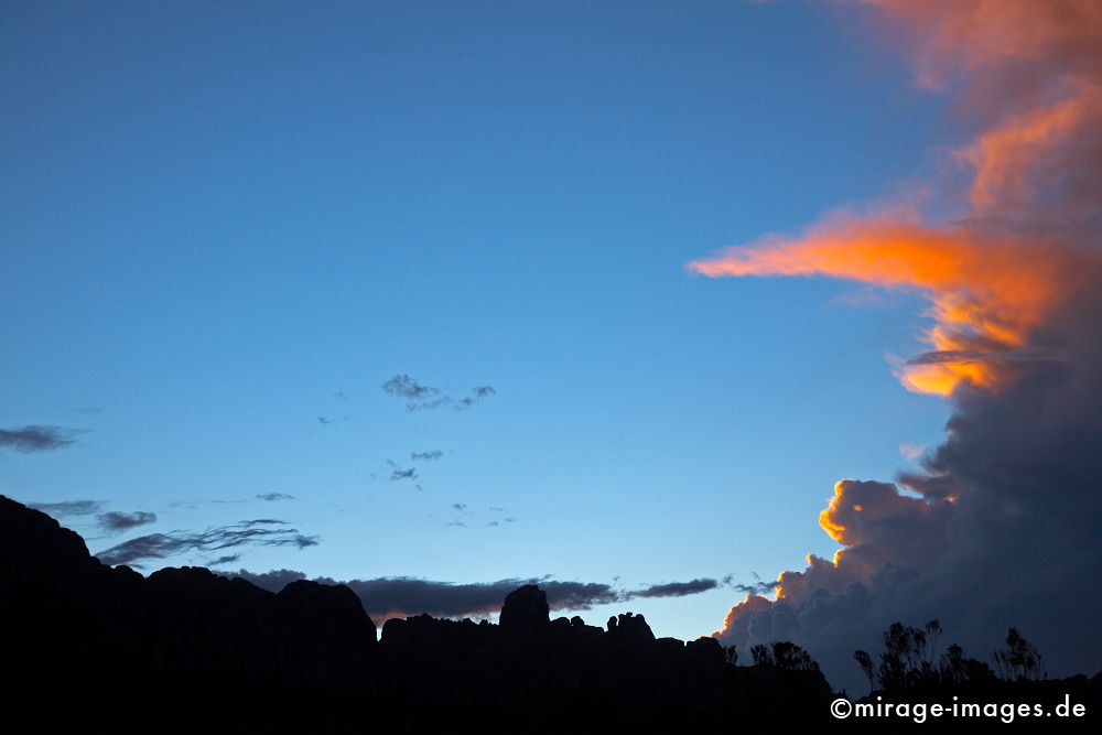 Mountains and Sky
Parc National Andringitra
Schlüsselwörter: sky1