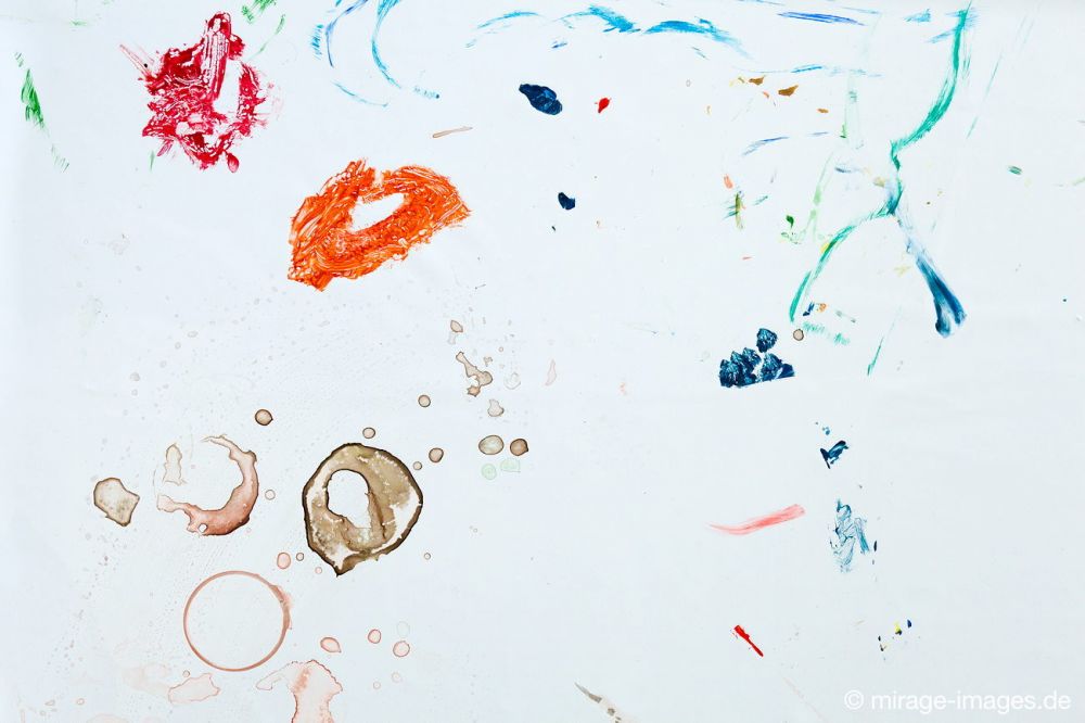 Tablecloth
Engelskirchen
Schlüsselwörter: Gemälde abstrakt hell weiss Assoziation 2D Farbe farbig Malerei Zufall verspielt Klekse