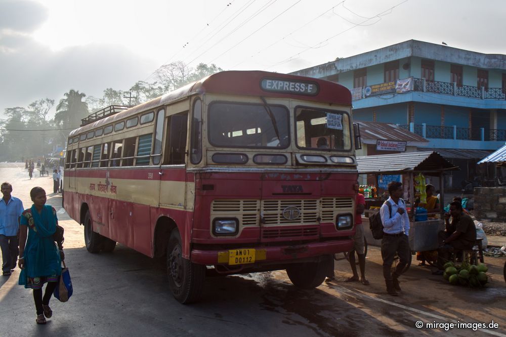 Middle Andaman
Schlüsselwörter: Insel Strand Sonne Meer Erholung Natur Wärme Sand Tourismus Traum romantisch arm tropisch