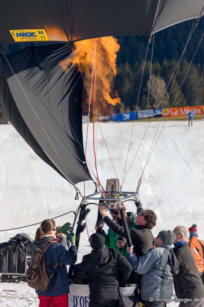 40th International Hot Air Balloon Festival - Fire, balloon is shortly before taking off
Chteau-dx
