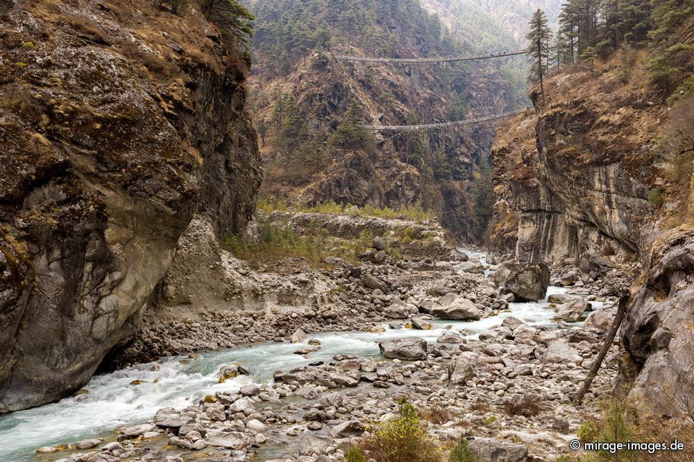 Double Larja Bridge over Dudh Koshi River
Everest Base Camp Trekking Route 
