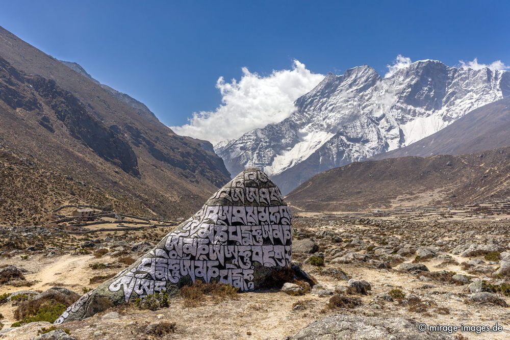 Mani Stone
Dingjung - Sagarmatha National Park
