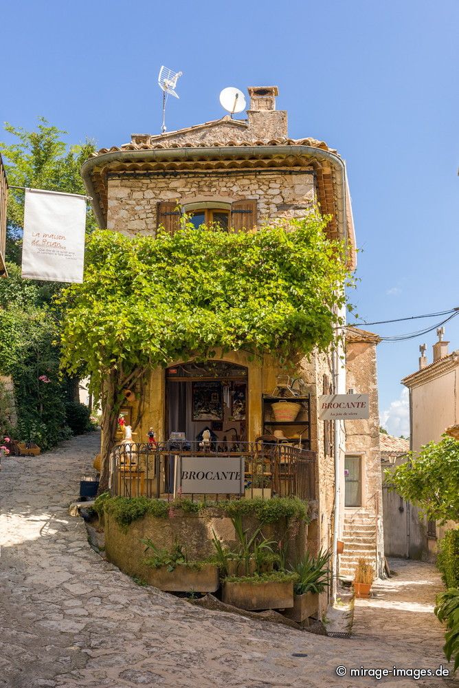 Brocante 
Simiane-la-Rotonde
