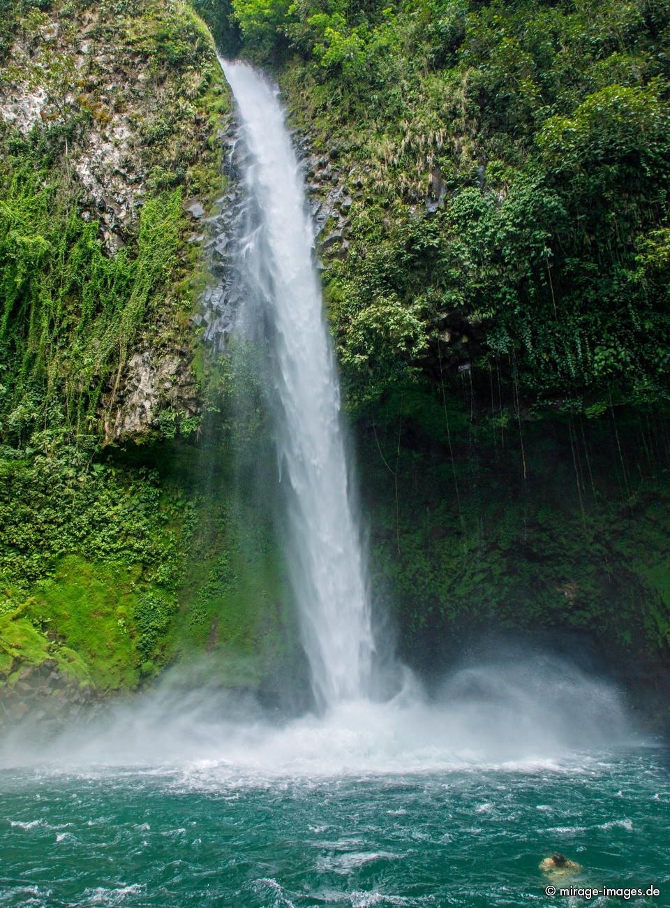 Catarata La Fortuna waterfall
Parque Nacional Volcn Arenal
